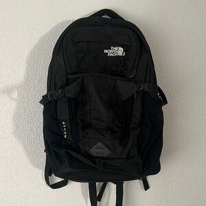 North face recon backpack